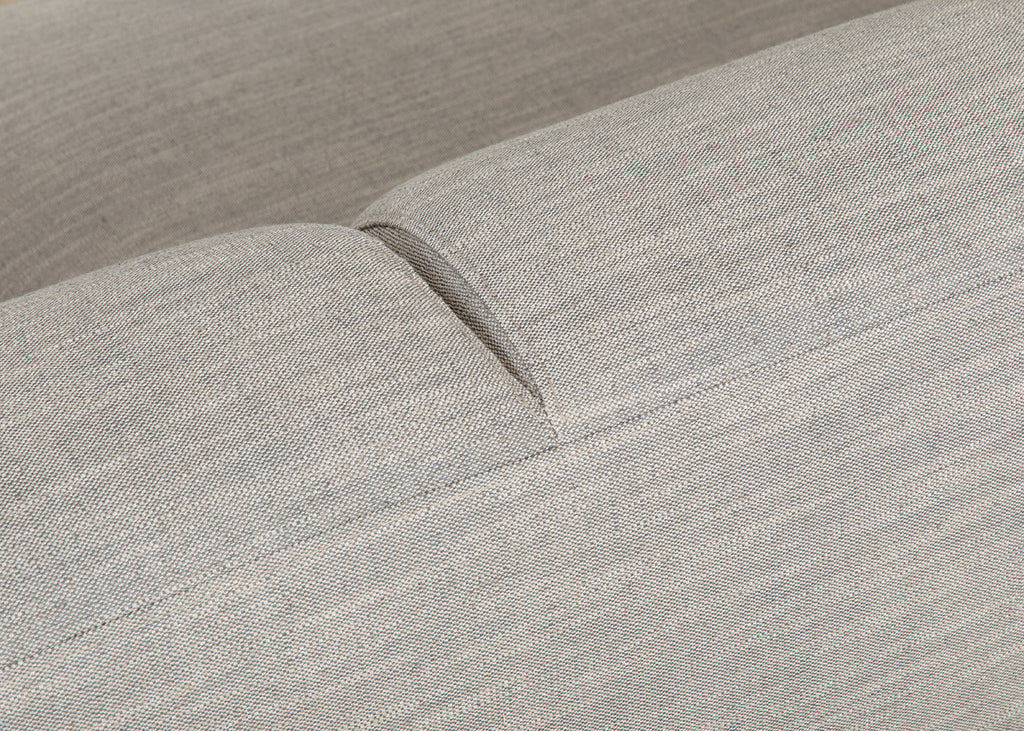 Harri Armchair