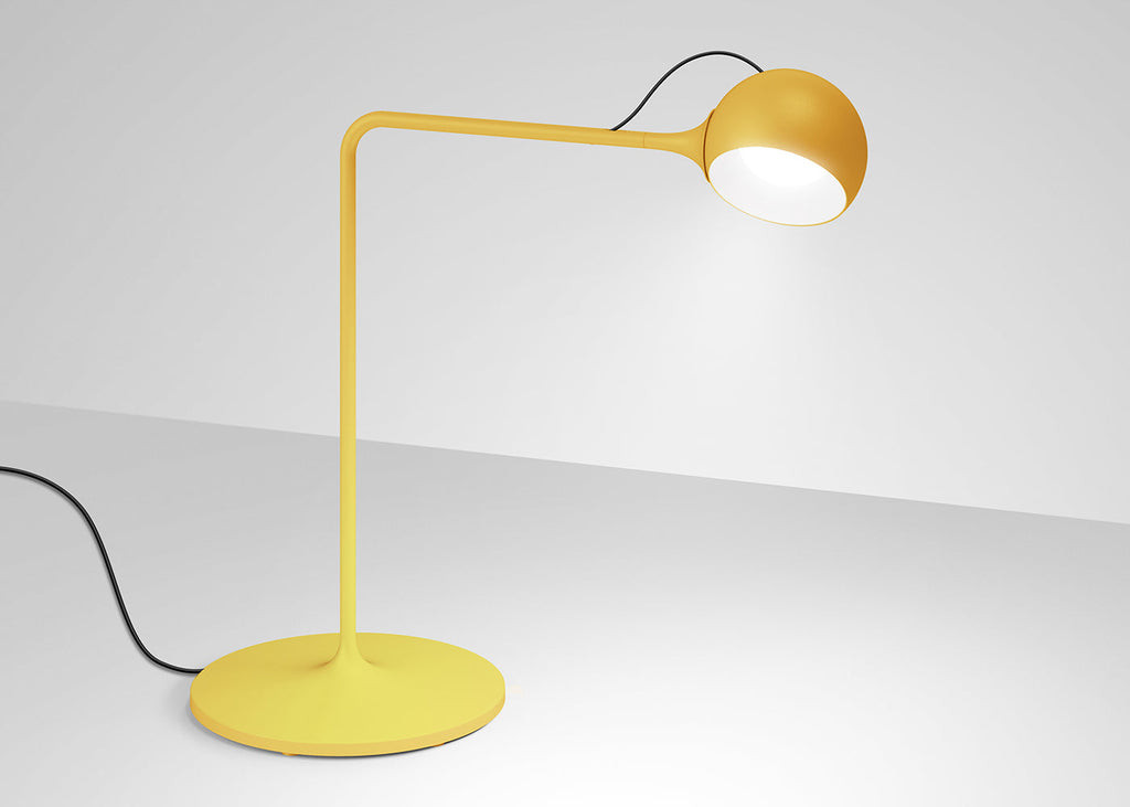 IXA LED Table Lamp