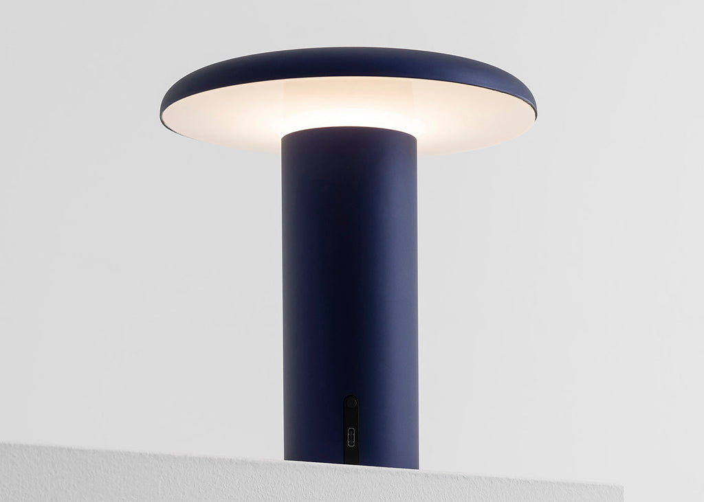 Takku LED Portable Table Lamp