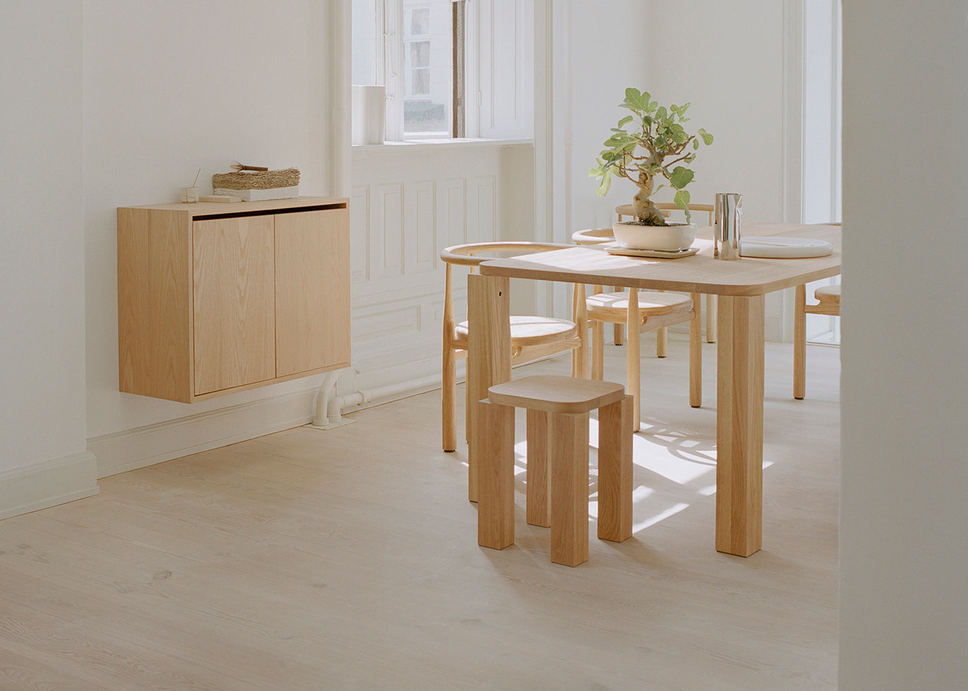 Atlas Stool
