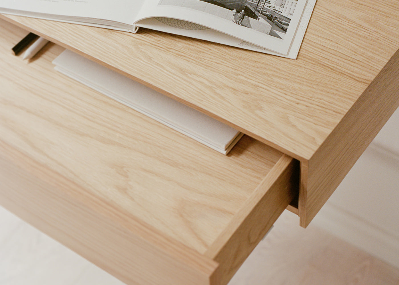 Tana Wall Mounted Desk