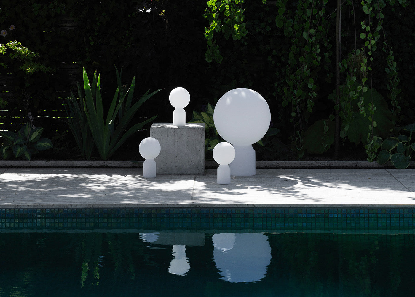 Yo LED Portable Table Lamp