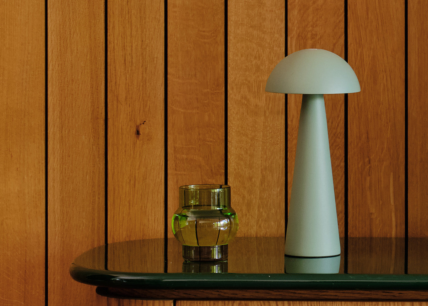 Ero LED Outdoor Portable Lamp