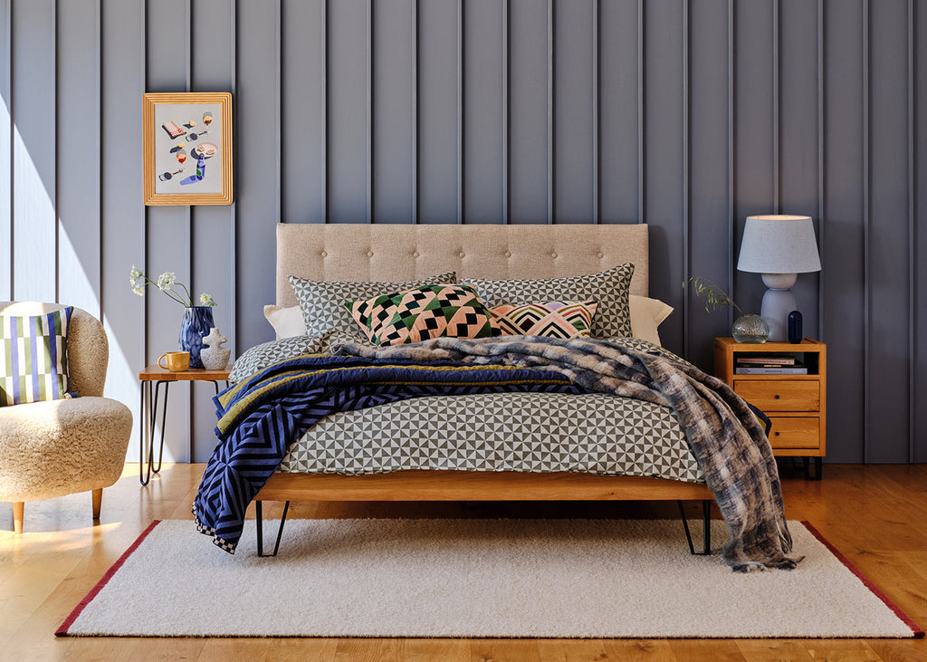 Sutherland Ceramic Table Lamp