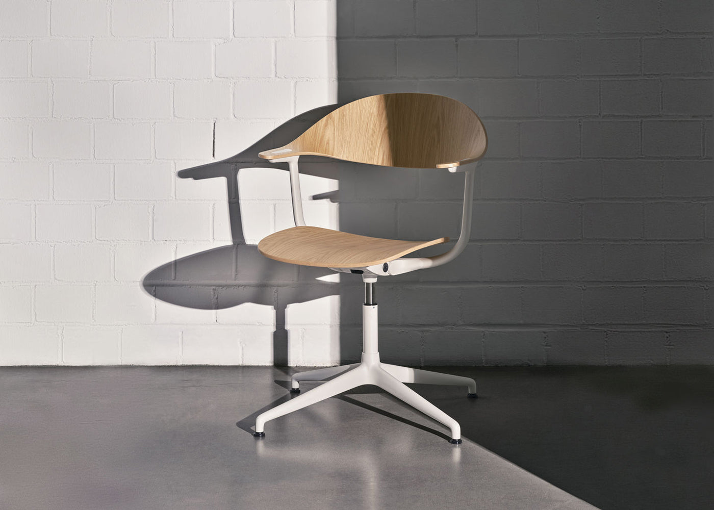 Mynt Chair
