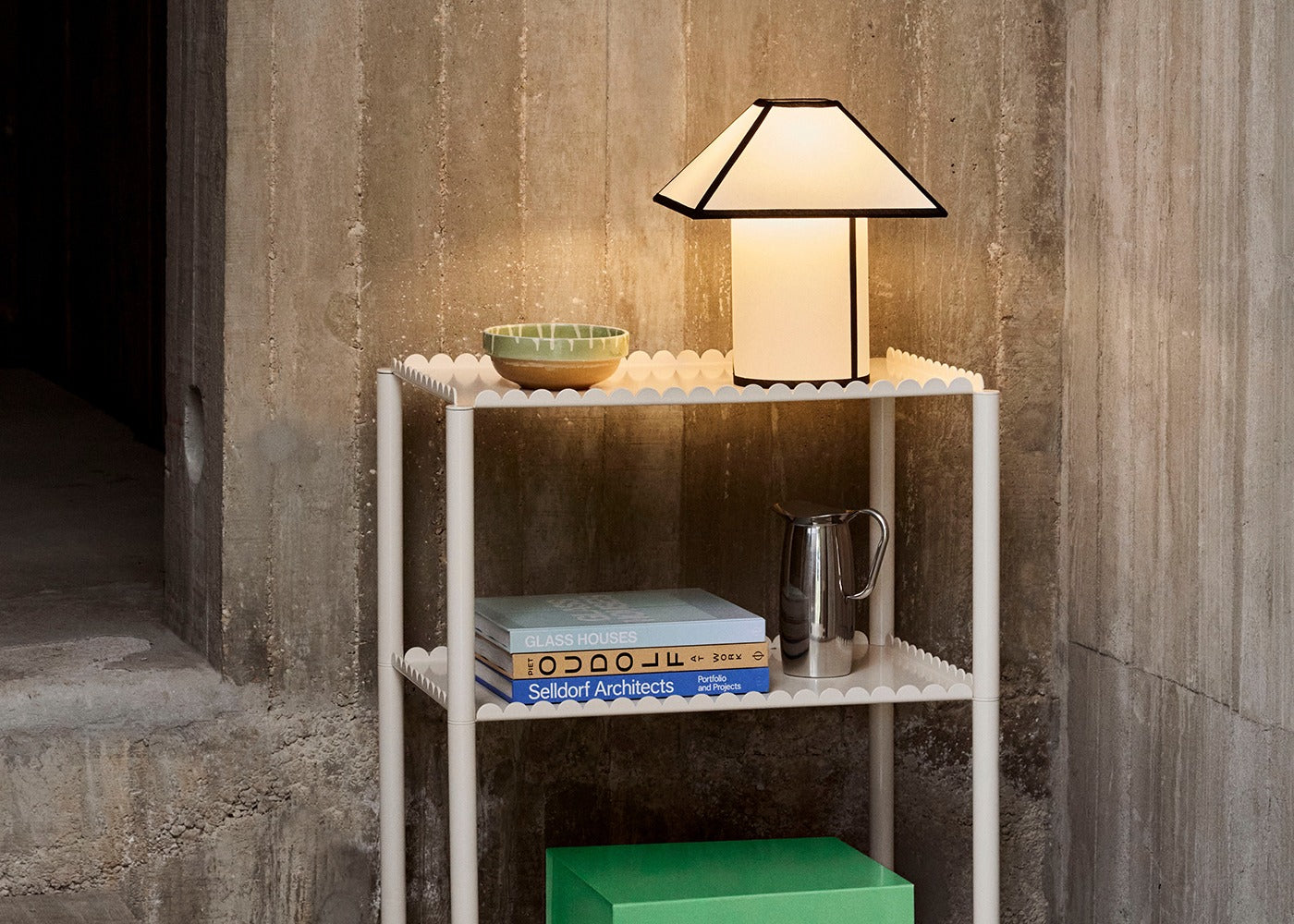 Ava Pyramid Table Lamp