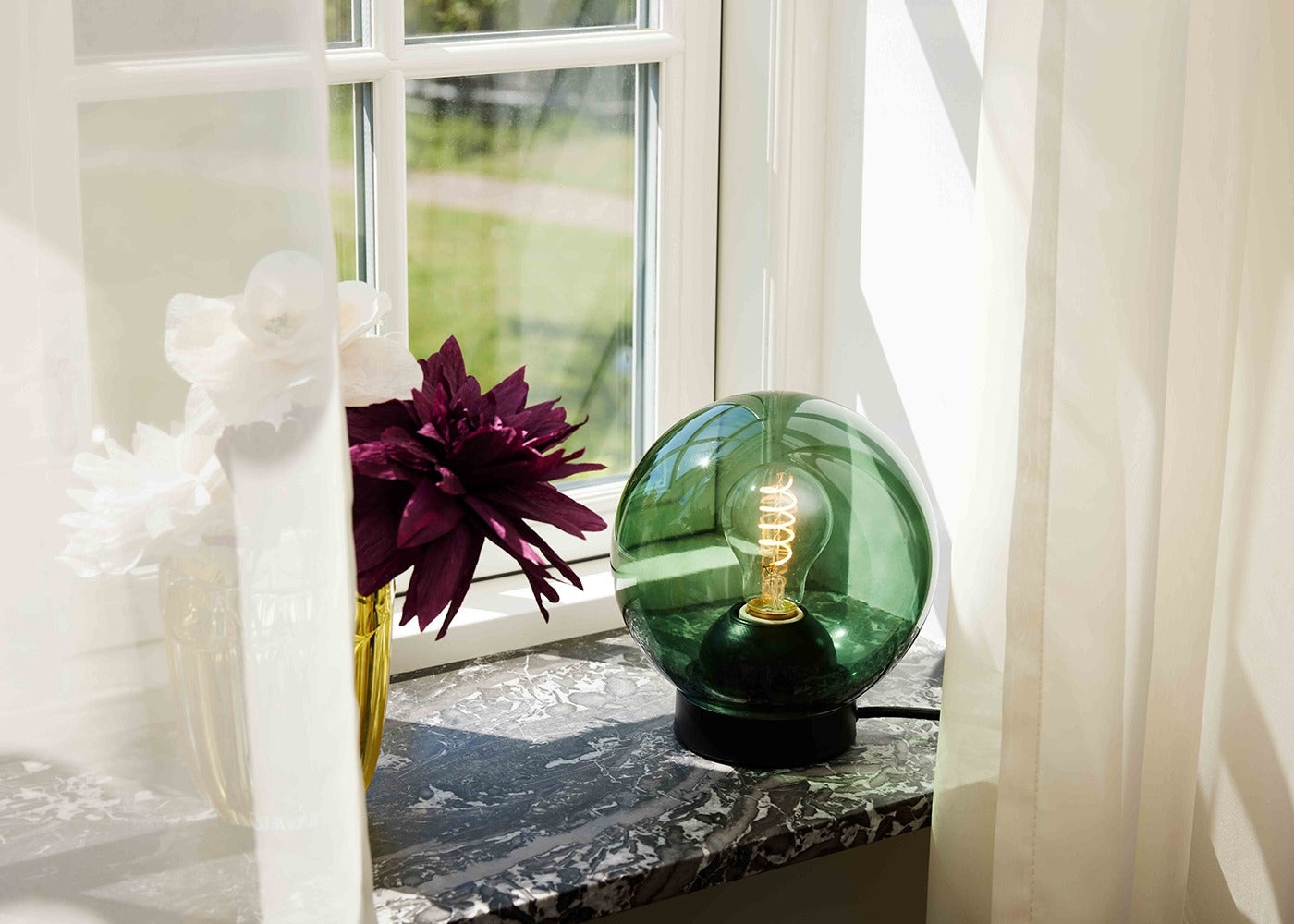 Bubbles Table Lamp
