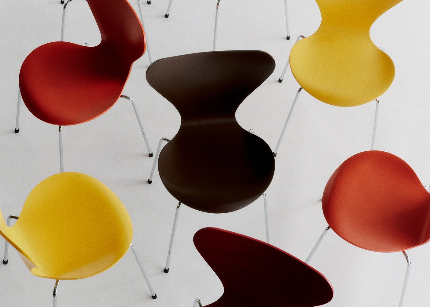 Series 7 x Verner Panton Chair